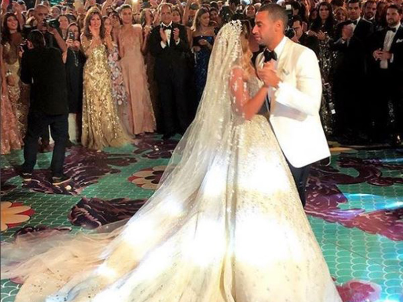 اضغط لمشاهدة الفيديو: حفل زفاف مصري ينتهك قدسية المعابد الفرعونية